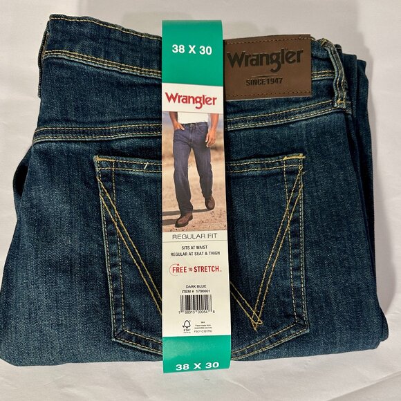 Wrangler Other - Wrangler Men's Jeans Size 38X30 Dark Blue Free To Stretch Regular Fit Casual NEW